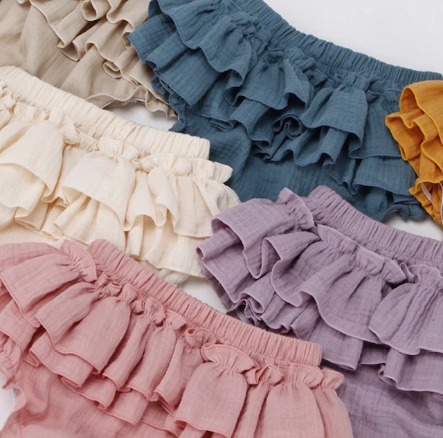 Ibiza ruffle bloomer broekje 6-18M