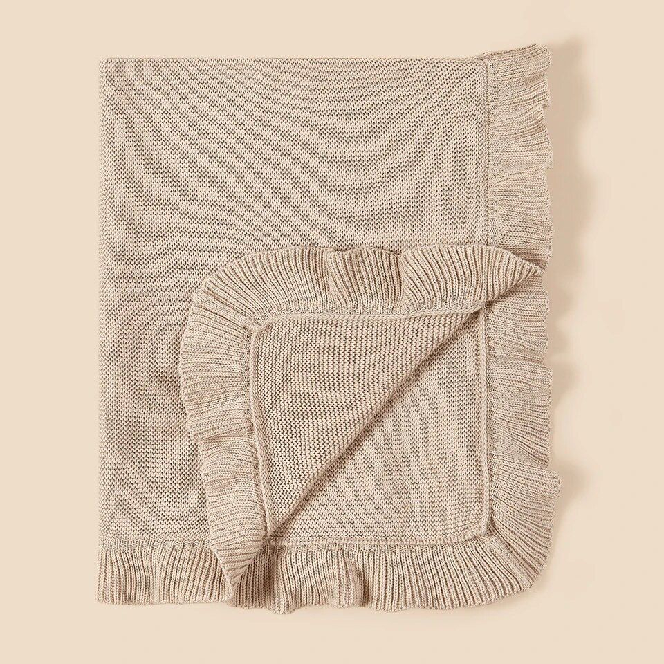 Ruffle knit dekentje beige