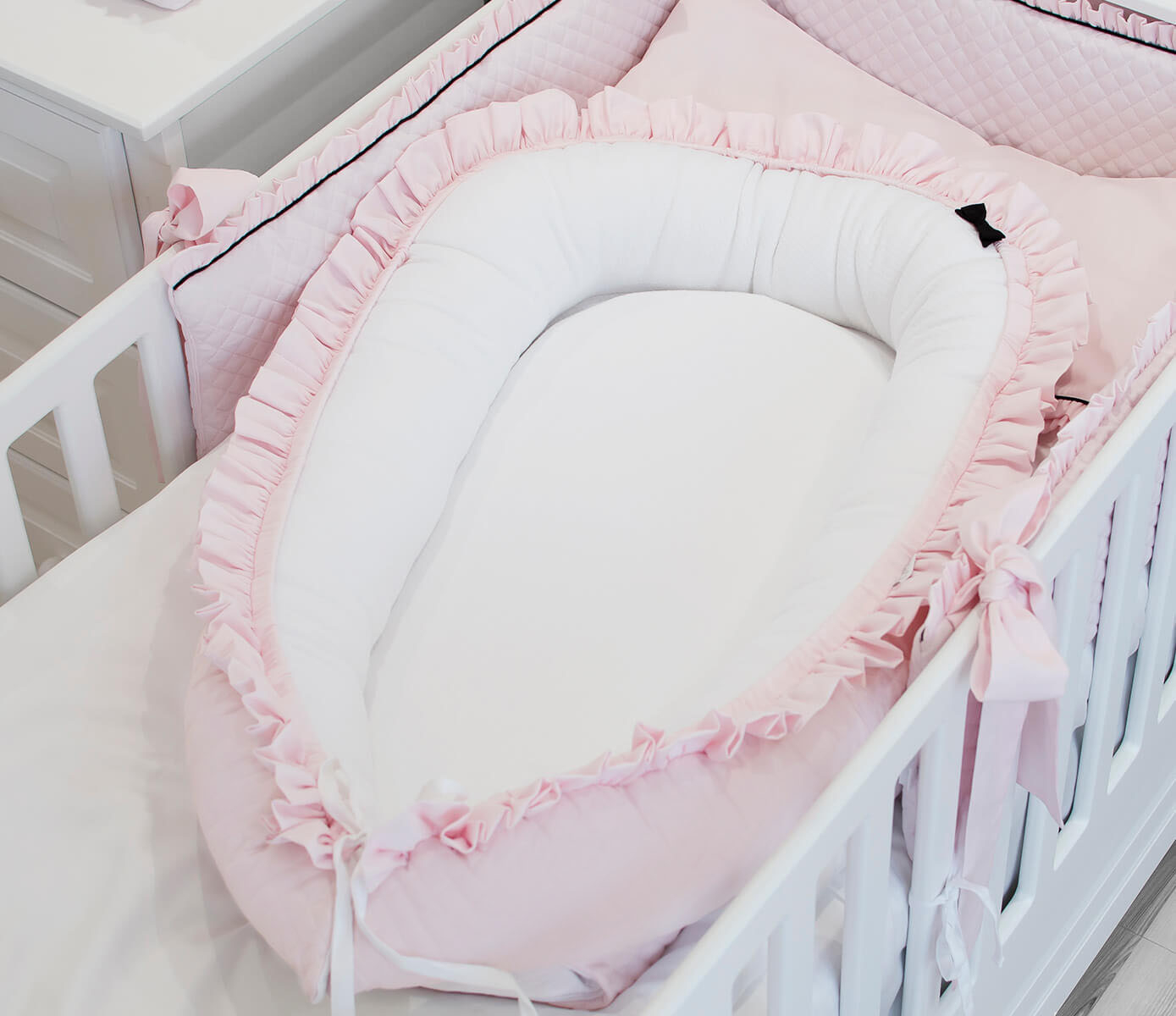 Roze Royal Paris Quilted Baby Nest