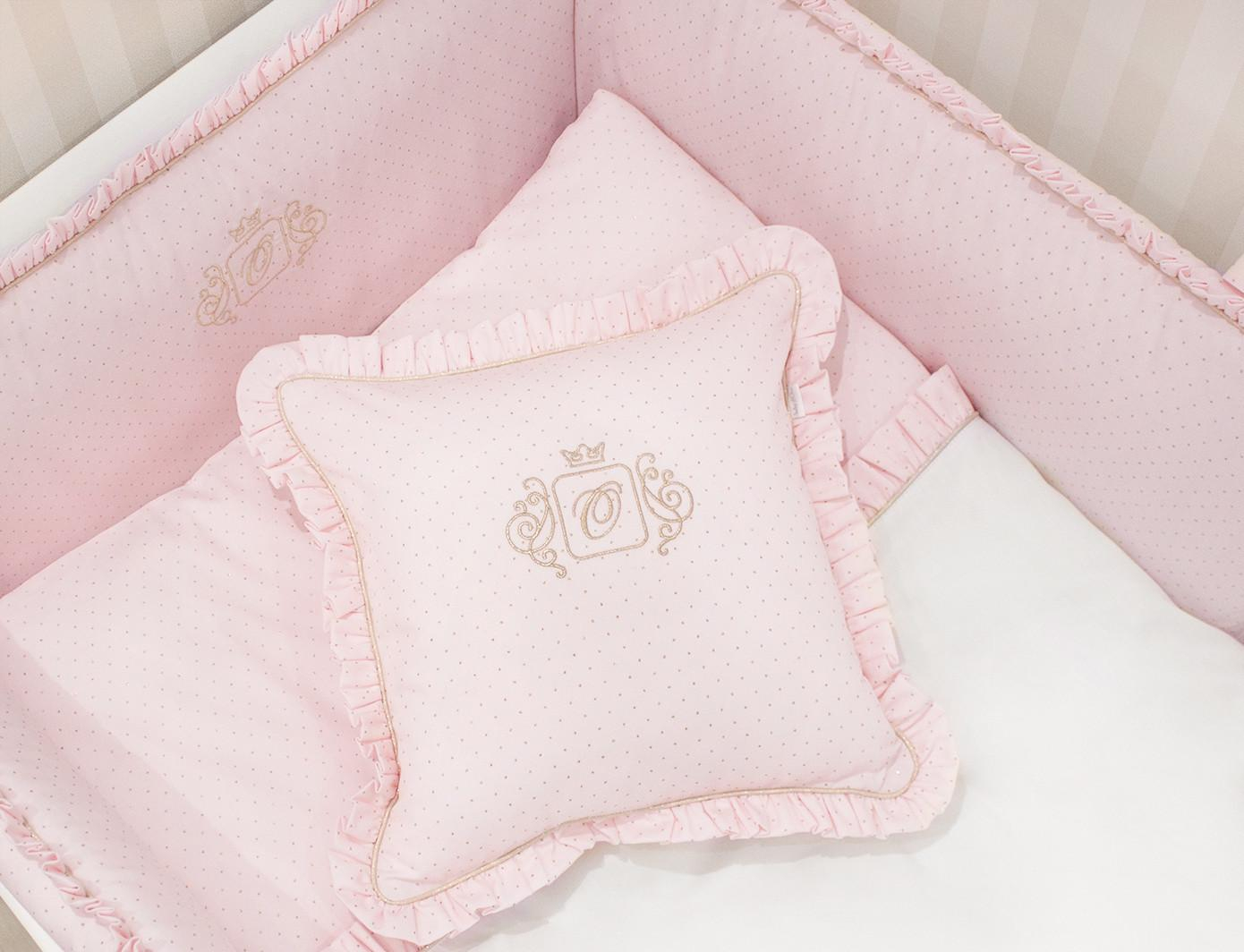 Roze Golden Glow Royal Monogram kussentje