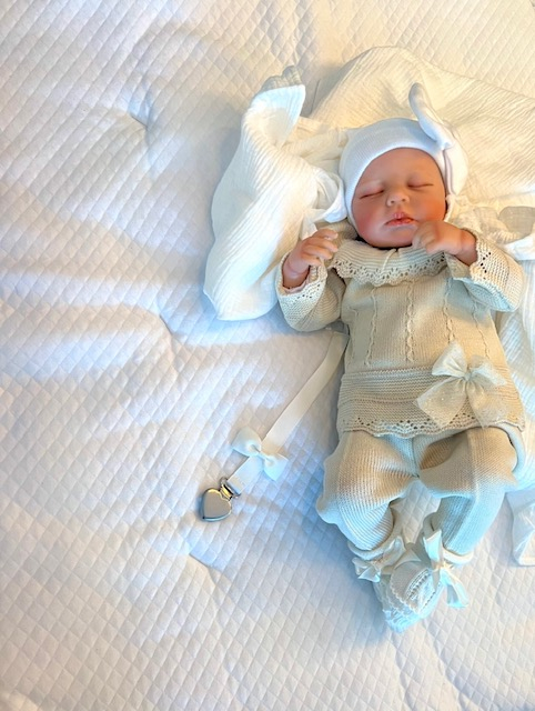 Baby Romance outfit sand